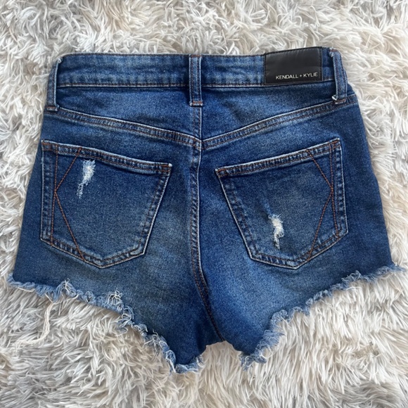 Shorts - Picture 2 of 2